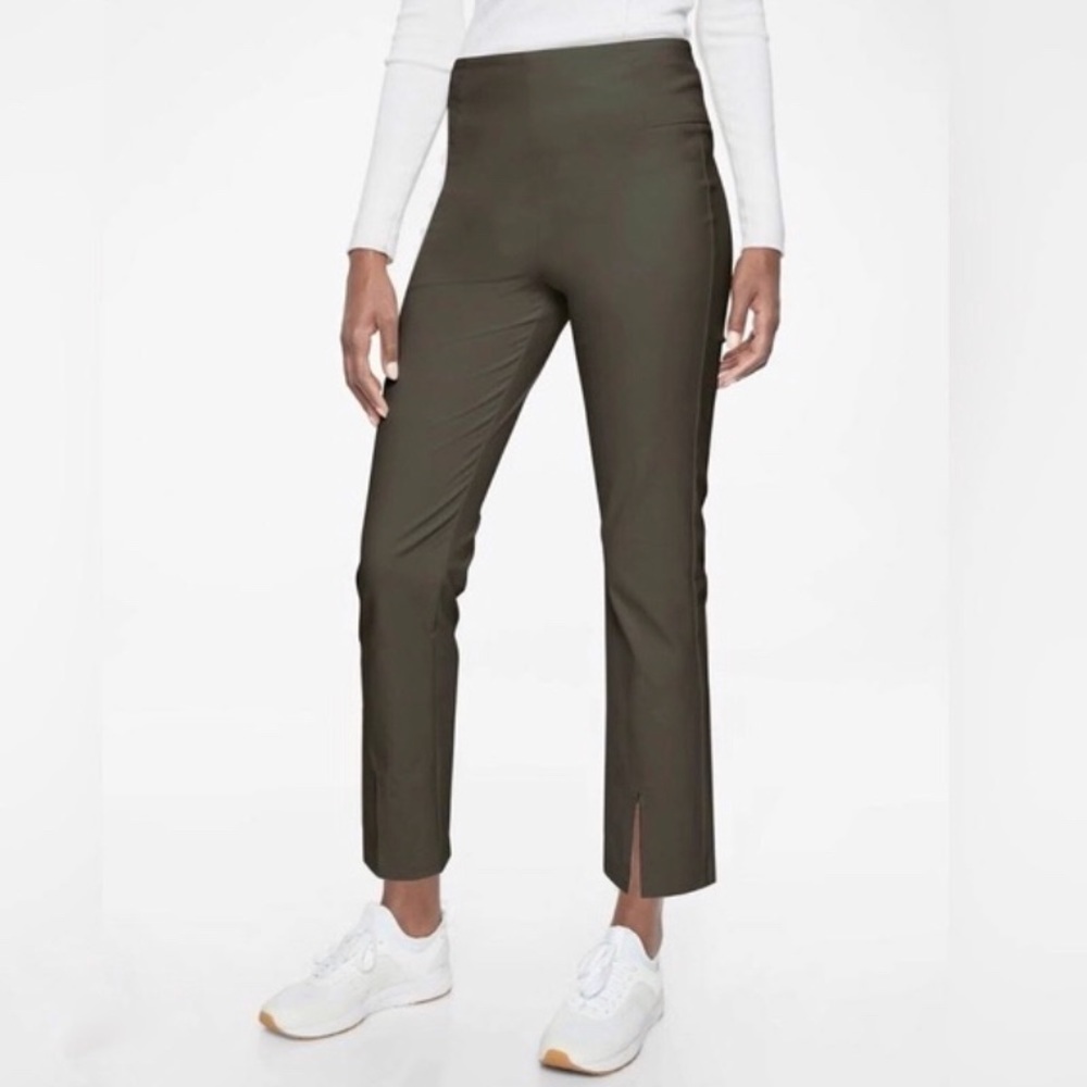 Athleta Wander Slim Straight Grey Crop Pants Size 4